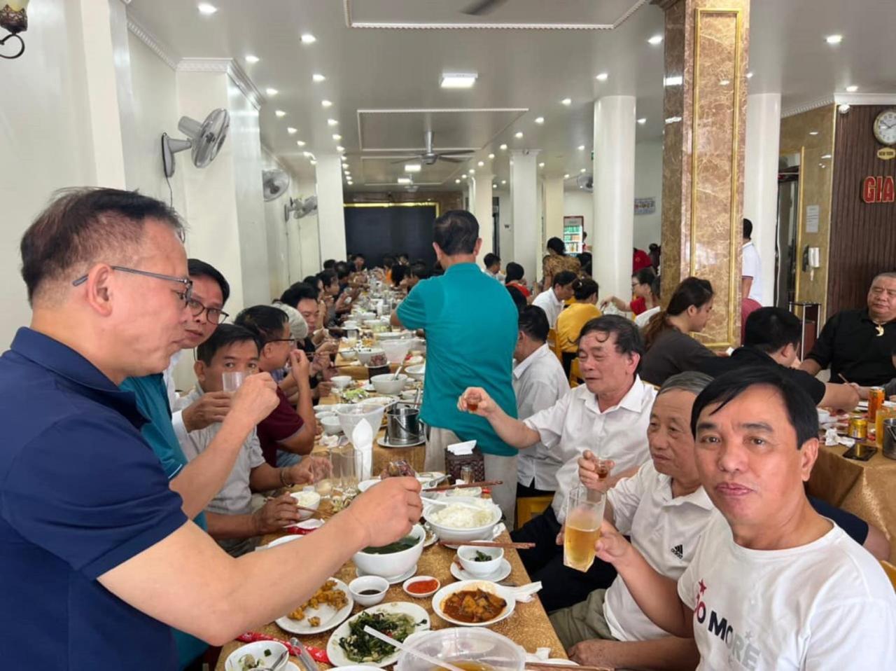 Brother Friendly - Gia Cat Long Hotel Dong Khe Sau Extérieur photo
