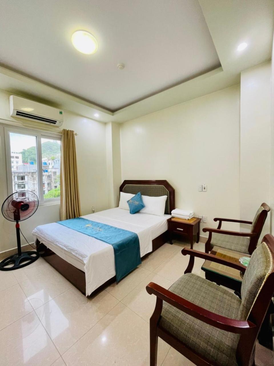 Brother Friendly - Gia Cat Long Hotel Dong Khe Sau Extérieur photo
